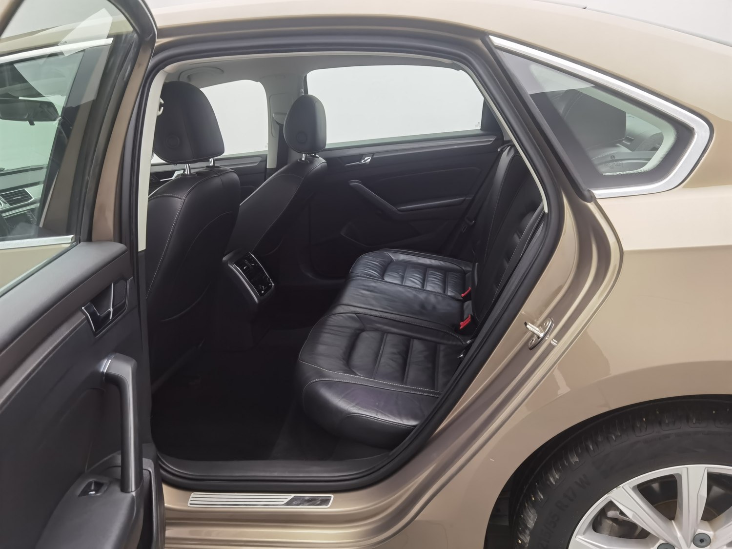 Used Volkswagen Passat 2017 1.8 AT