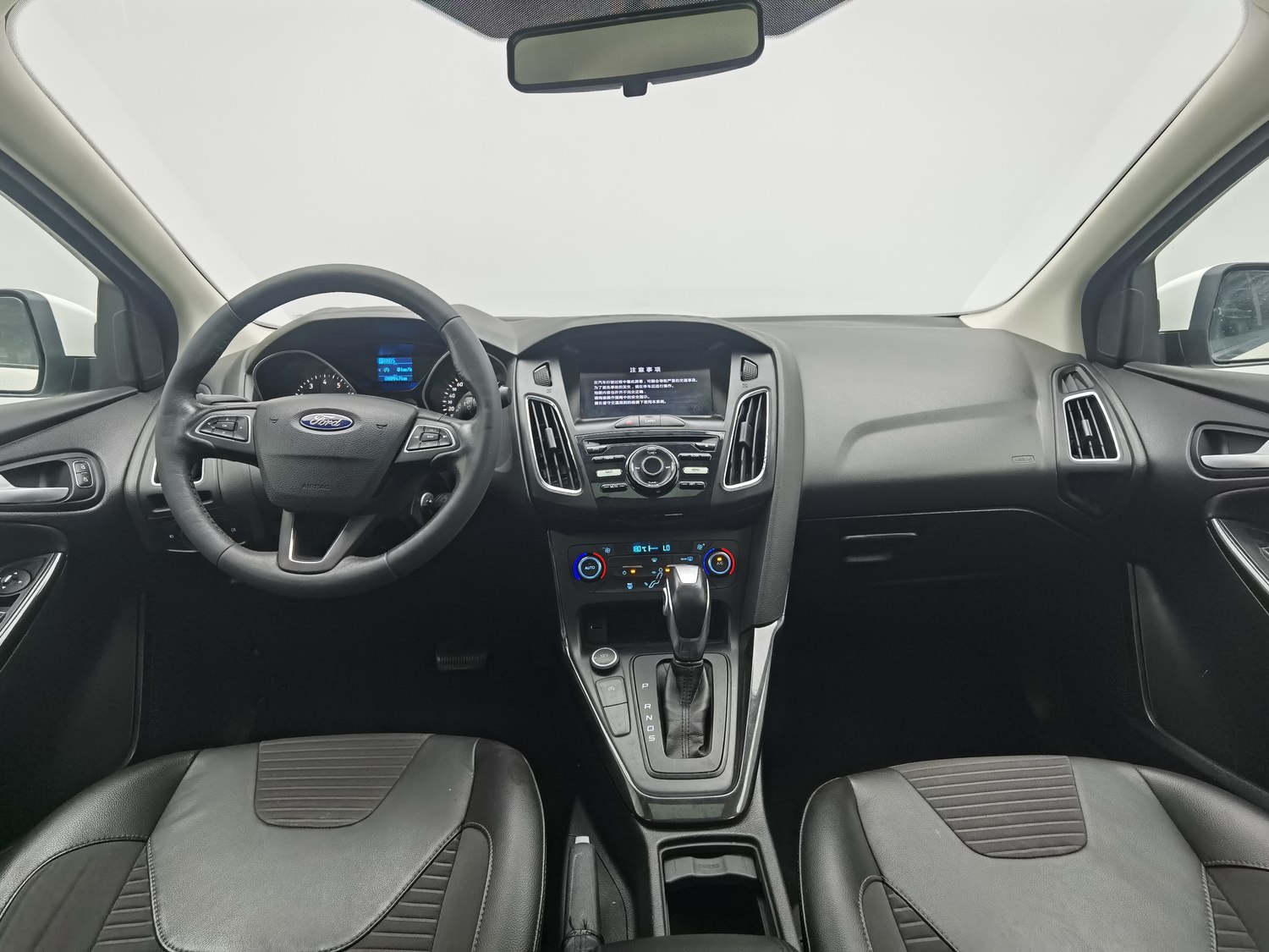 Used Ford Focus 2017 1.0 AT