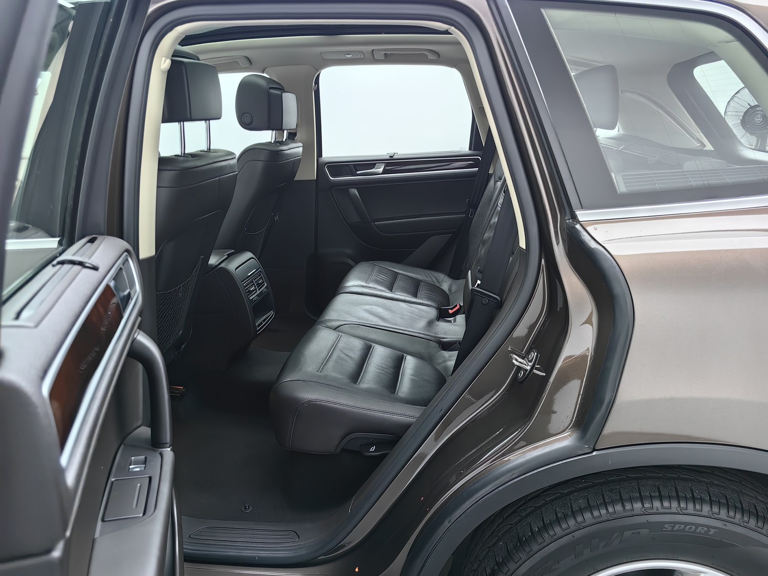 Used Volkswagen Touareg (Imported) 2011 3.0 AT
