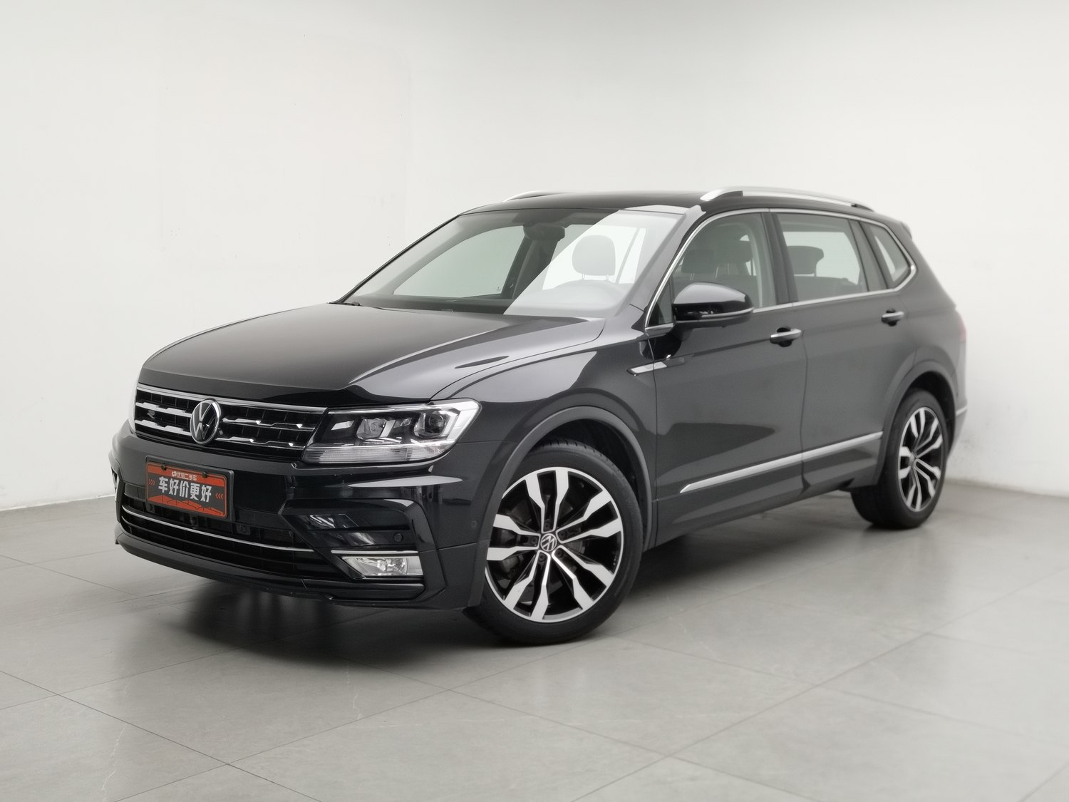 Used Volkswagen Tiguan L 2021 2.0 AT