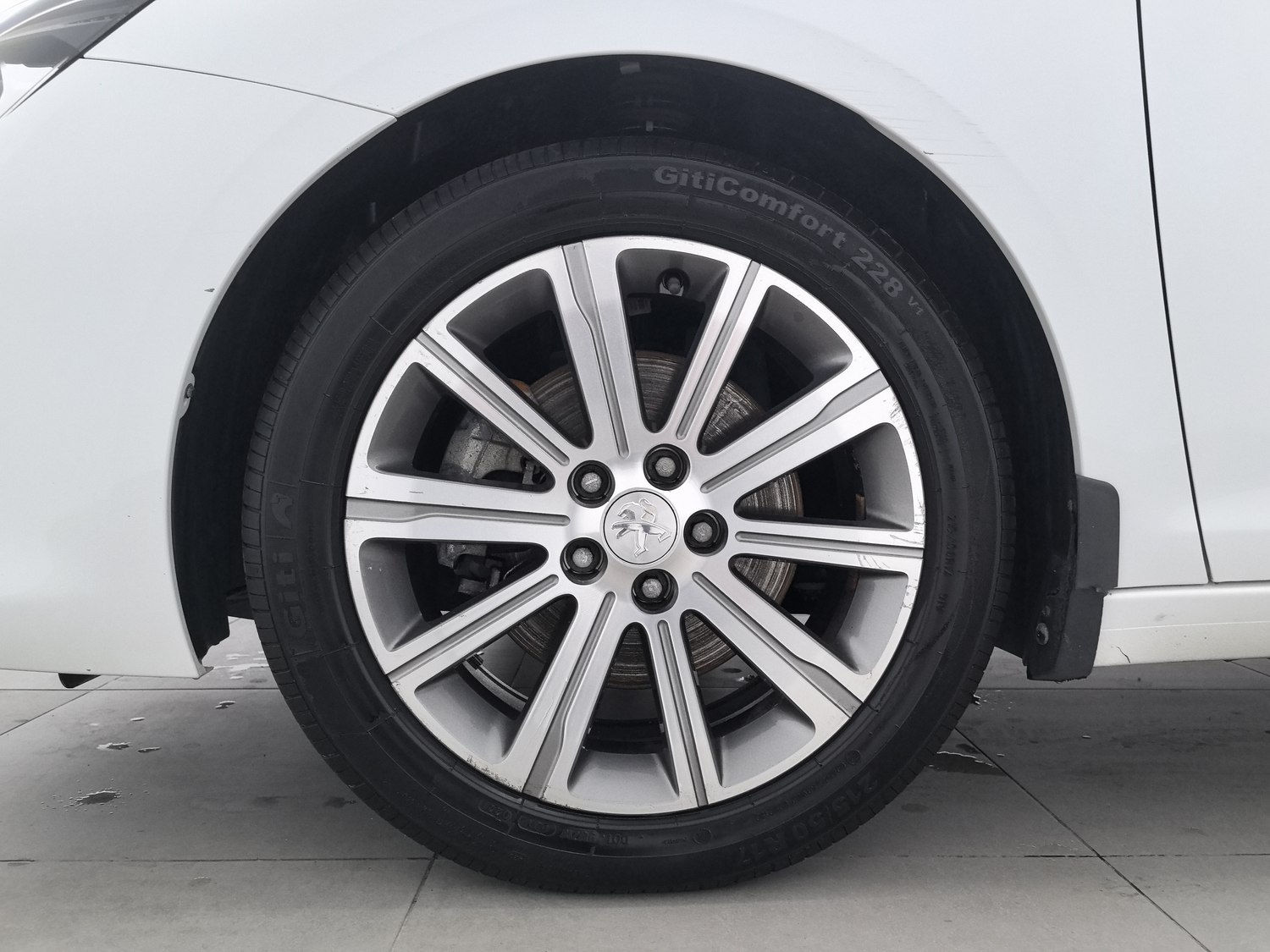 Used Peugeot 408 2020 1.6 AT