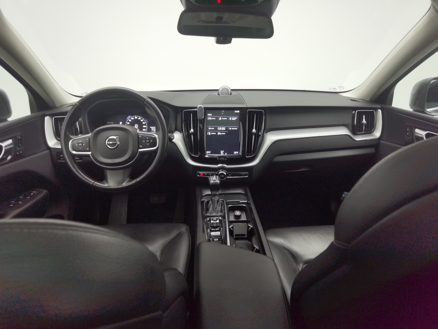 Used Volvo XC60 2020 2.0 AT