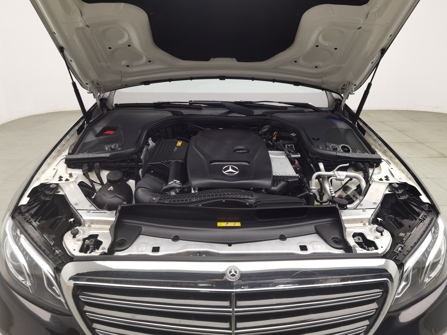 Used Mercedes-Benz E-Class 2018 2.0 AT