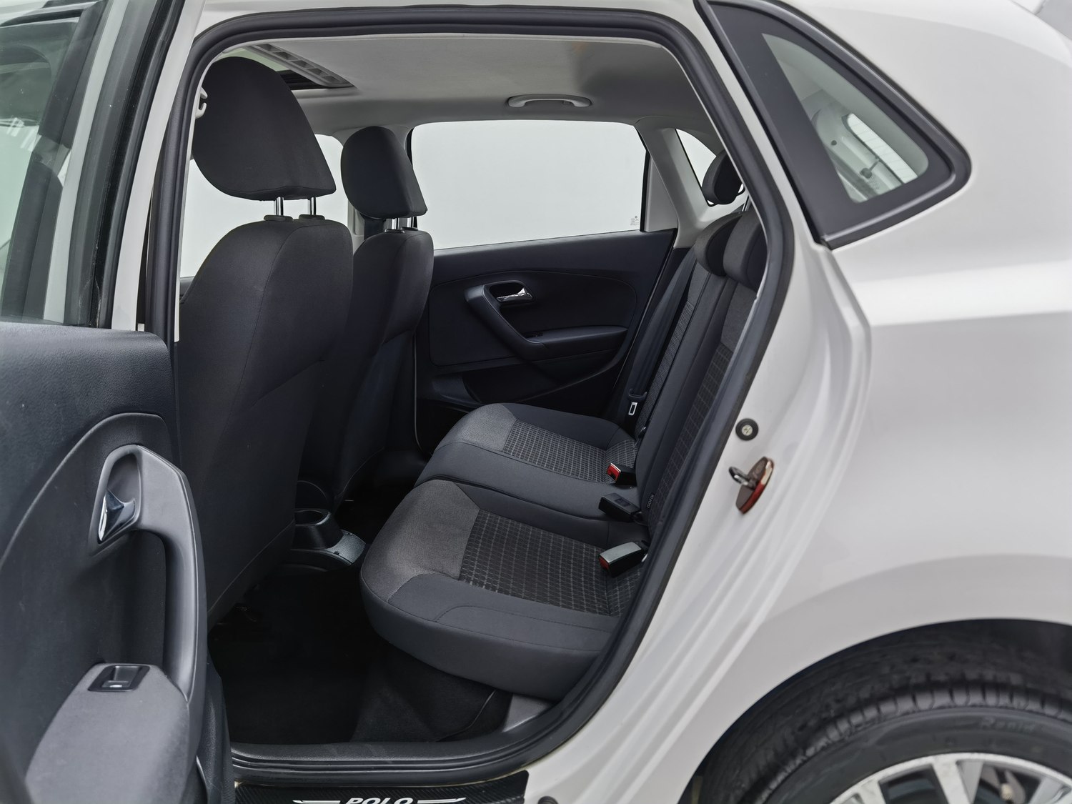 Used Volkswagen Polo 2018 1.5 AT