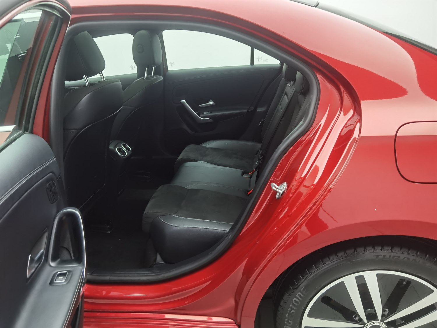 Used Mercedes-Benz A-Class 2019 1.3 AT