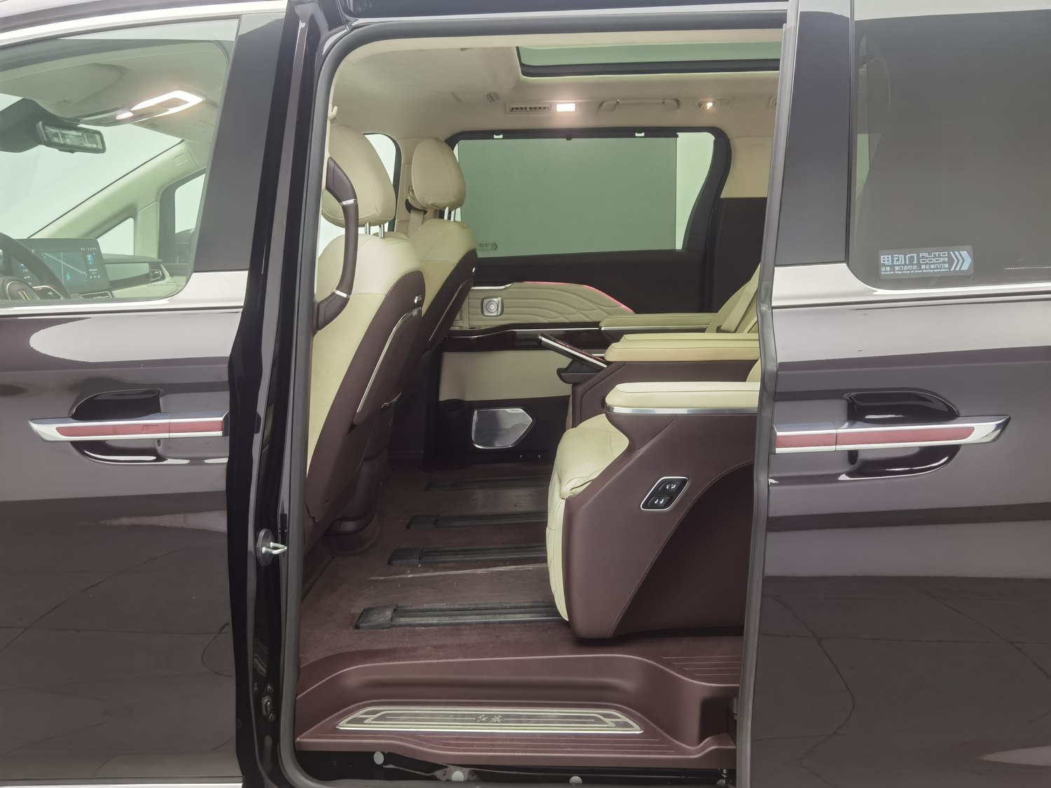 Used Hongqi HQ9 2023 2.0 AT