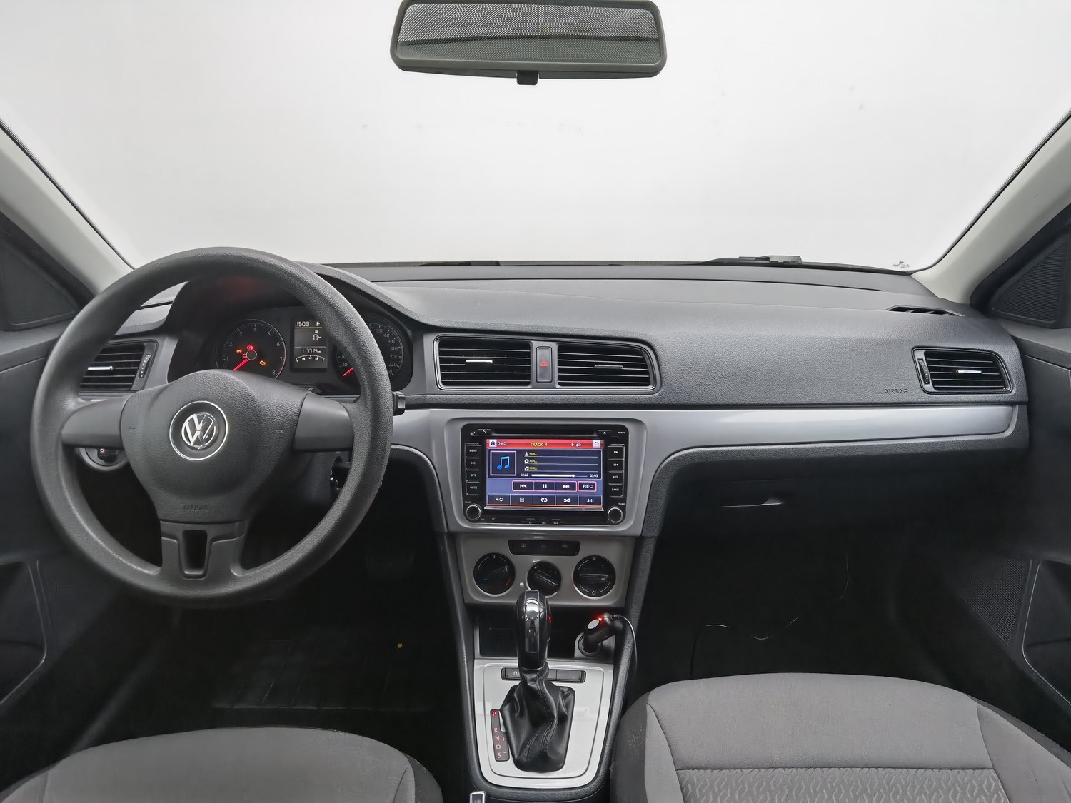 Used Volkswagen Gran Lavida 2013 1.6 AT