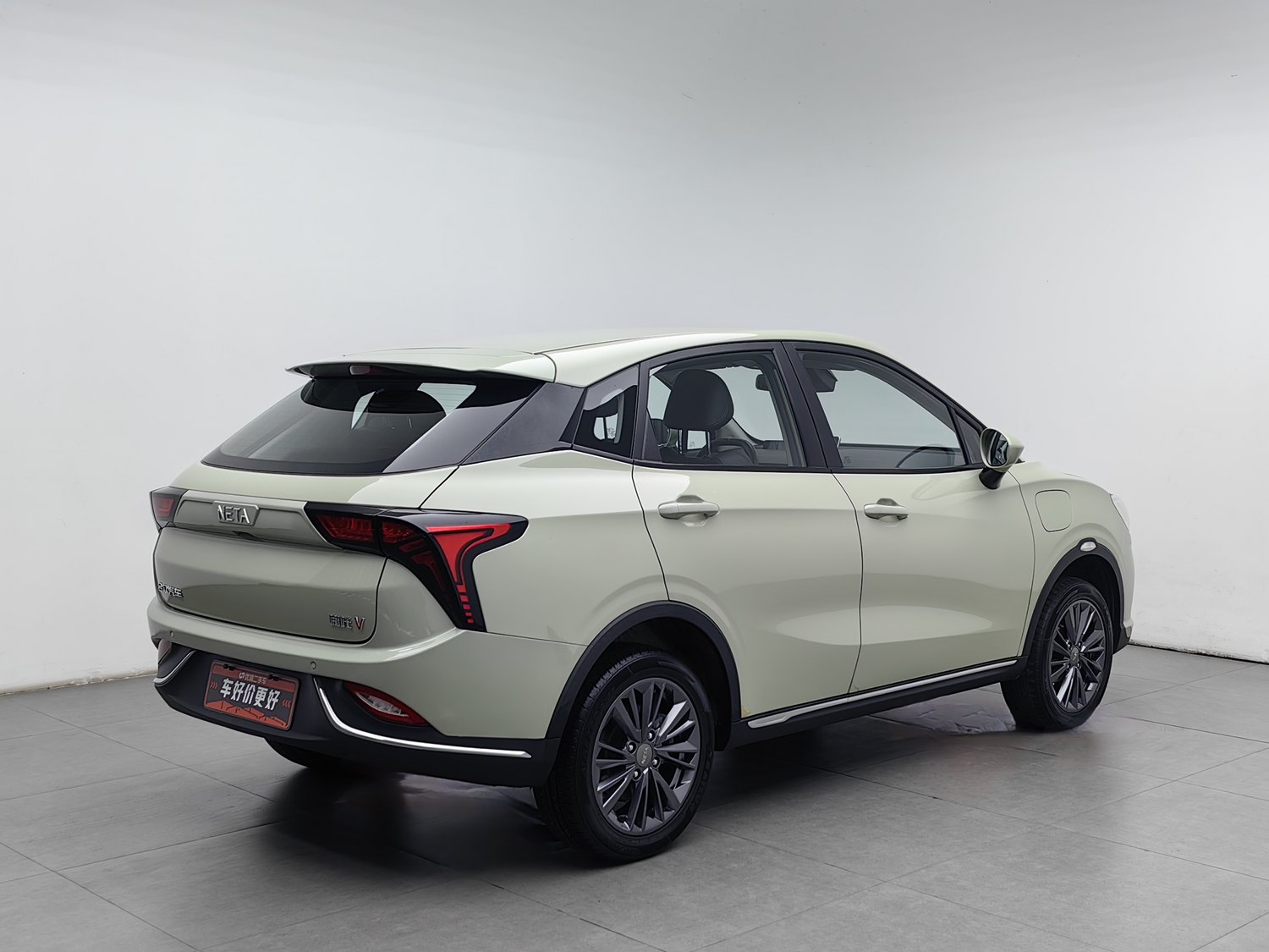 Used Neta V 2022