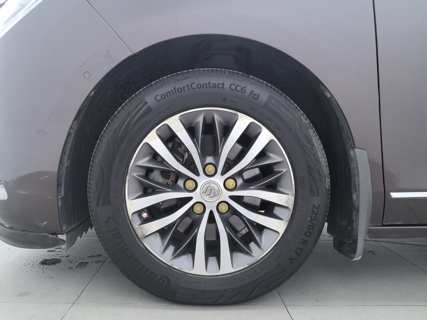 Used Buick GL8 2017 2.0 AT