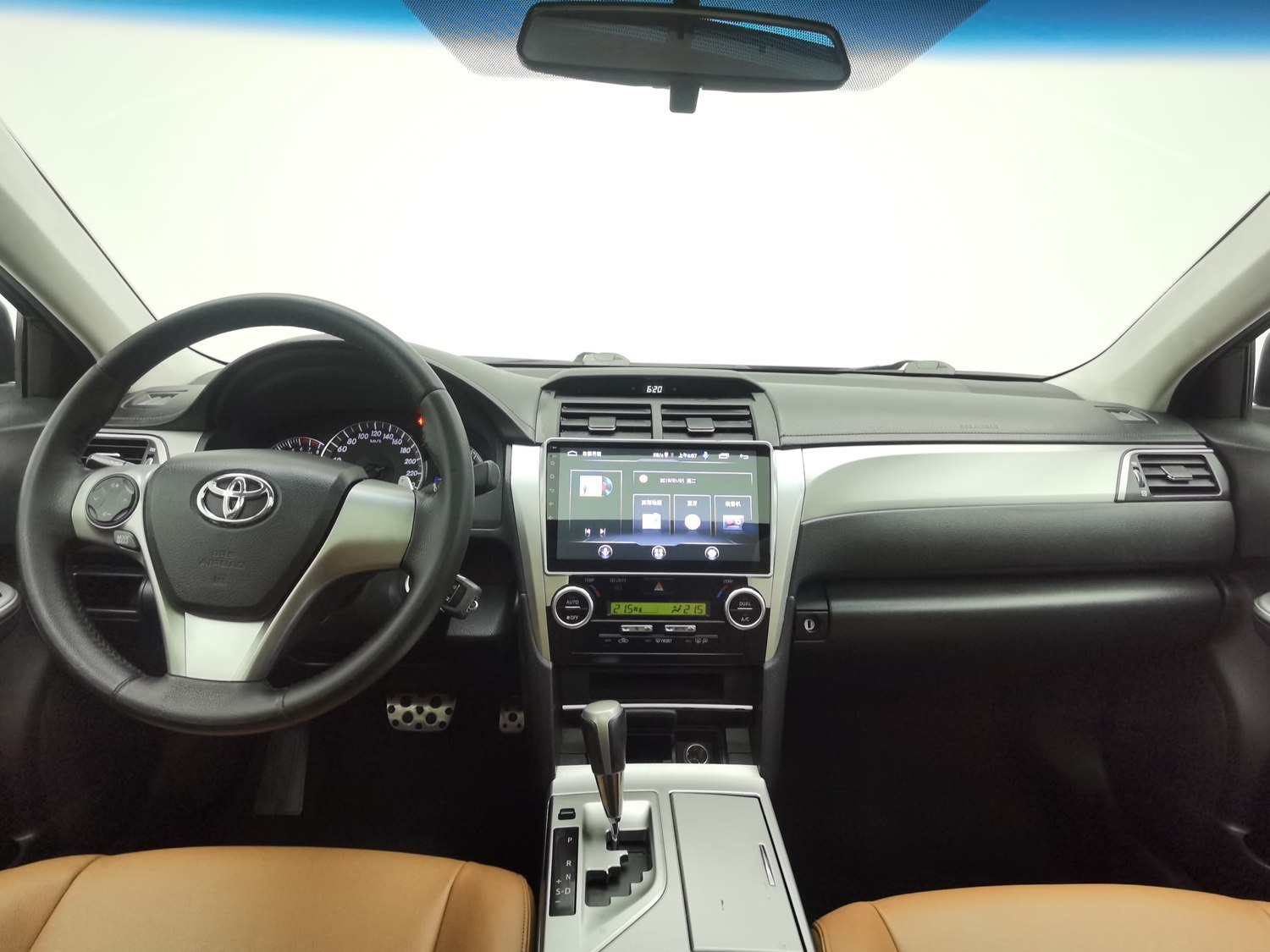 Used Toyota Camry 2012 2.0 AT