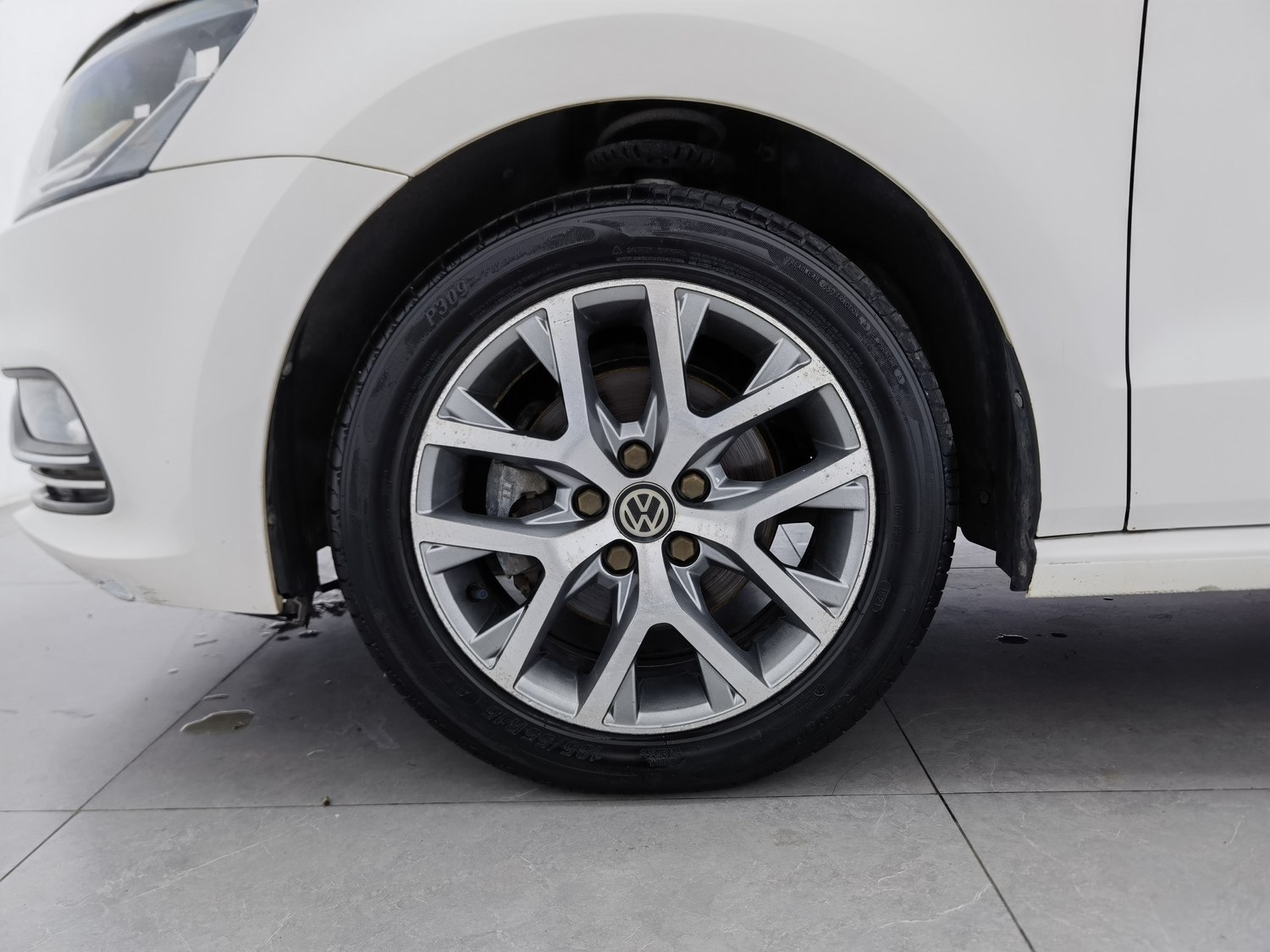 Used Volkswagen Polo 2018 1.5 AT