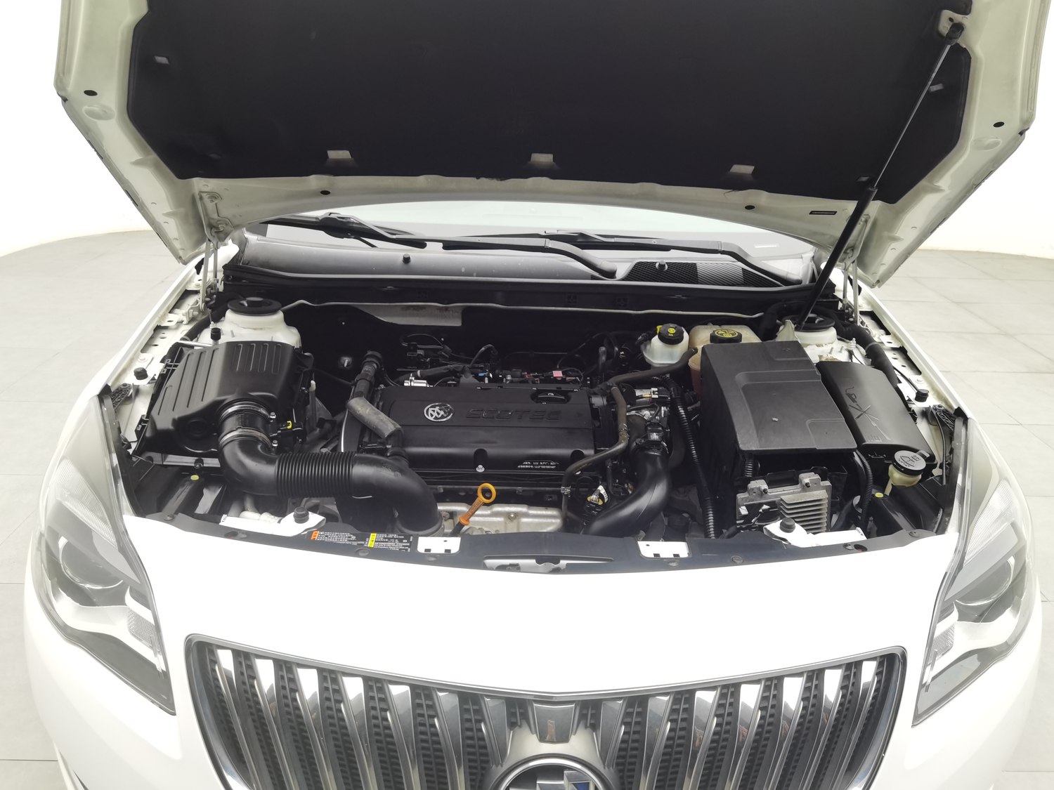 Used Buick Regal 2015 1.6 AT