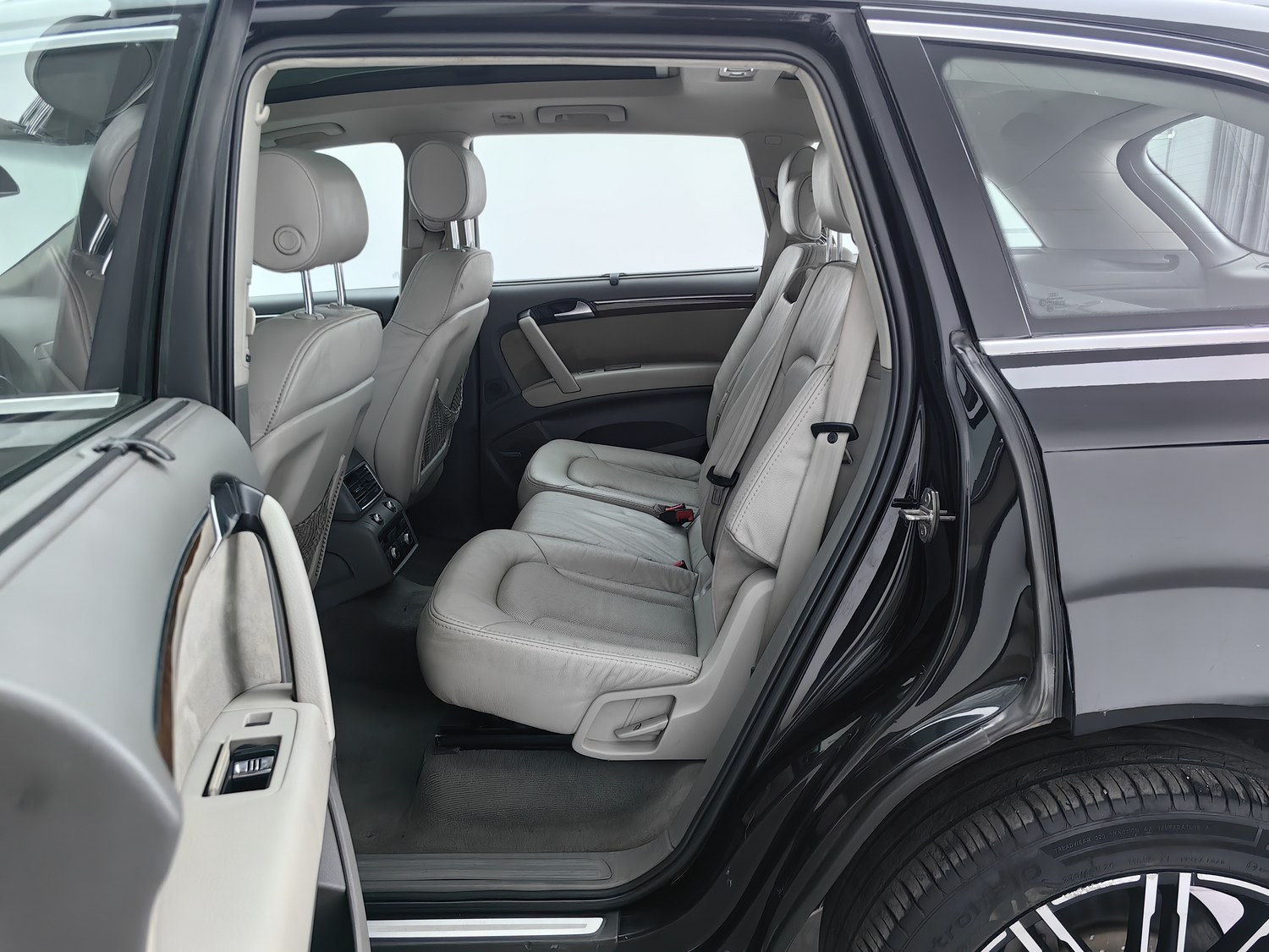 Used Audi Q7 (Imported) 2011 3.0 AT