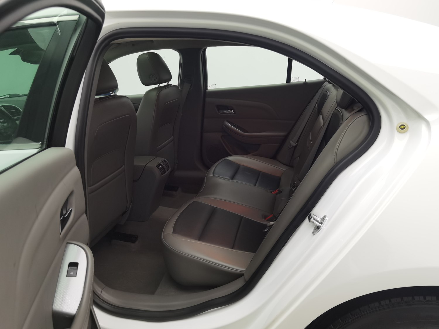 Used Chevrolet Malibu 2014 2.0 AT