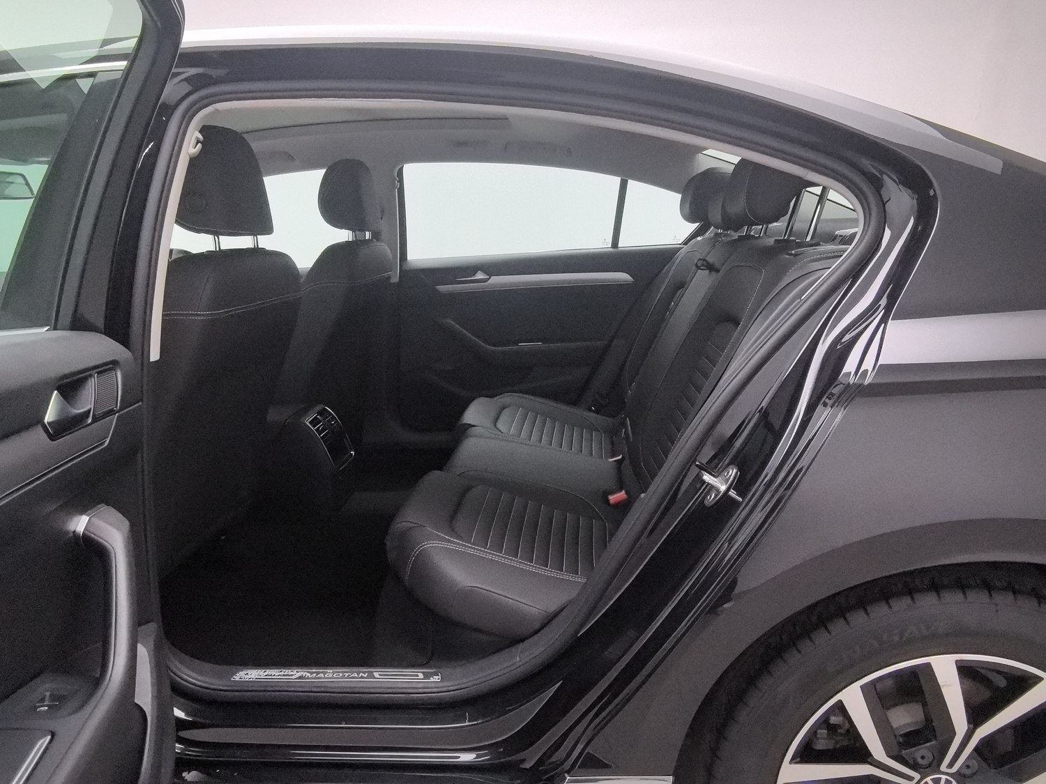 Used Volkswagen Magotan 2020 1.4 AT