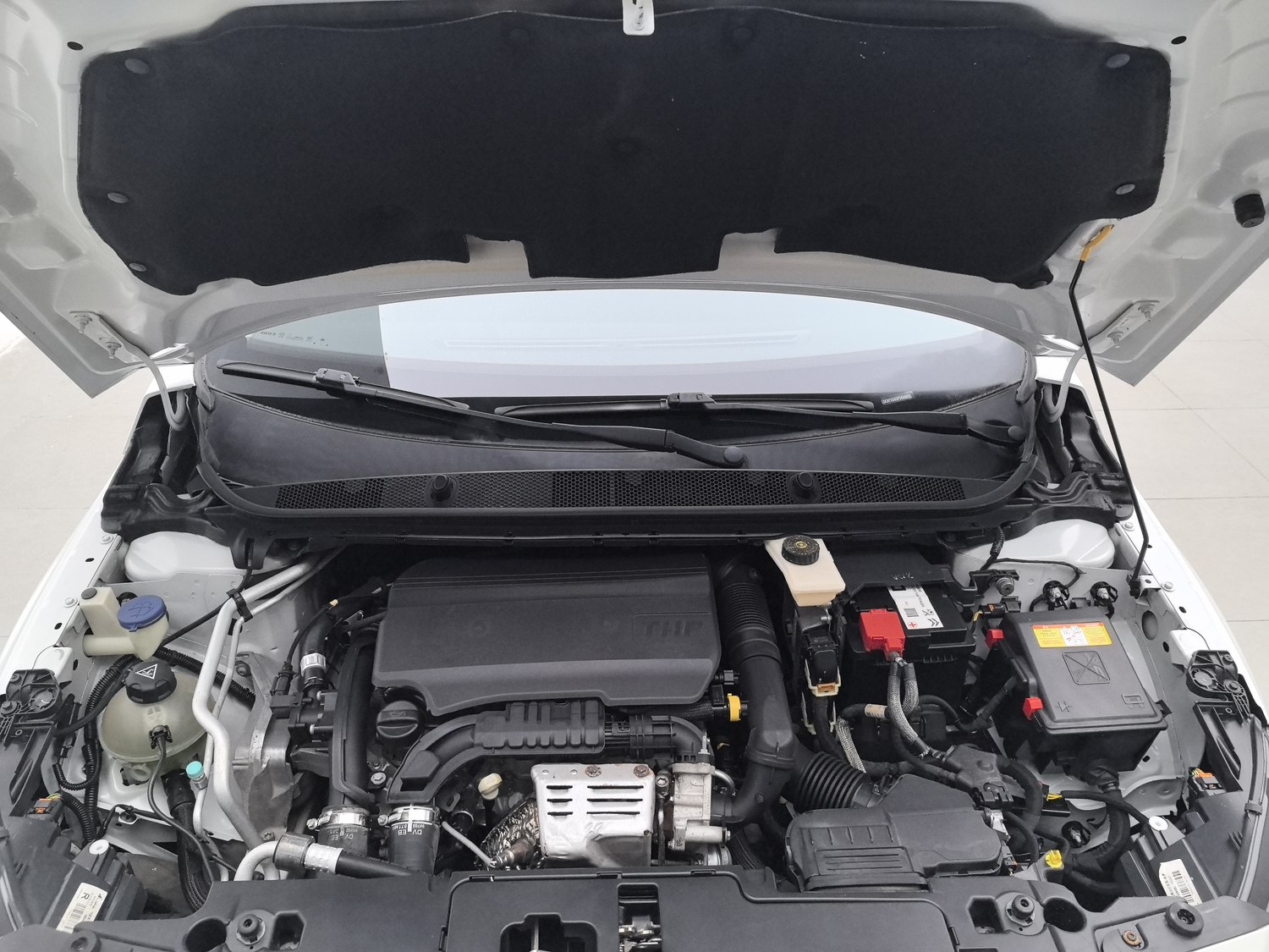Used Peugeot 408 2015 1.2 AT