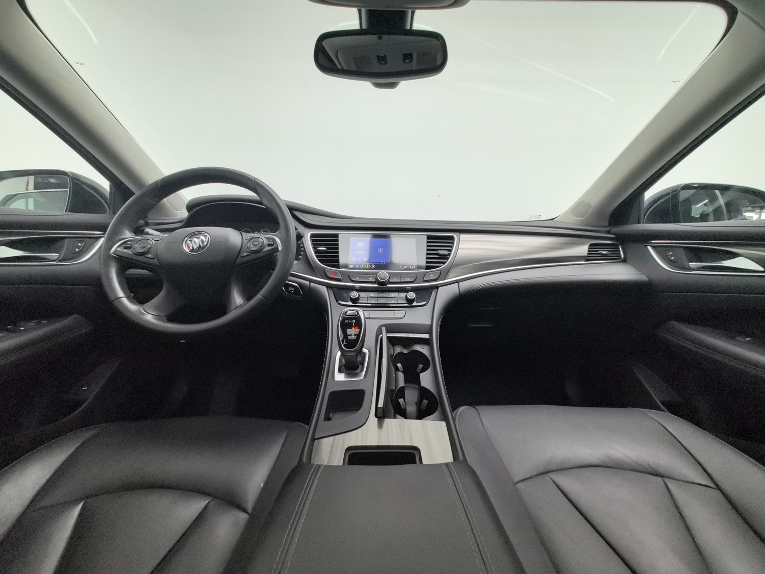 Used Buick LaCrosse 2022 1.5 AT