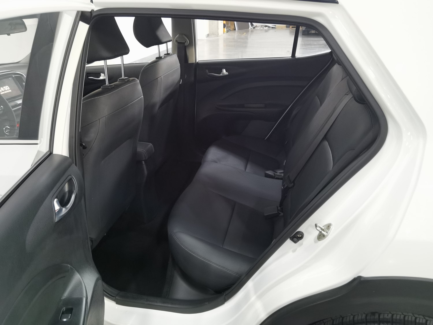 Used Kia KX1 2021 1.4 AT