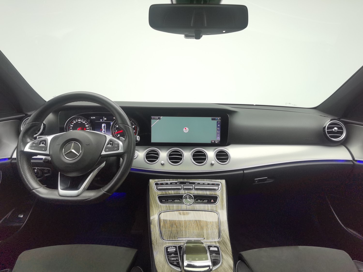Used Mercedes-Benz E-Class 2018 2.0 AT