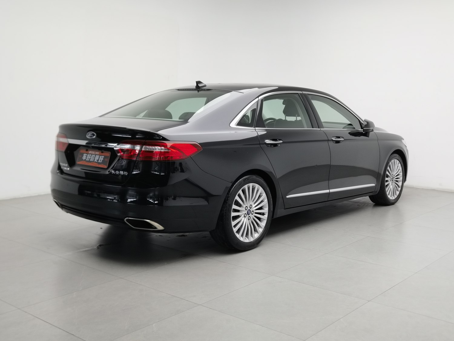 Used Ford Taurus 2018 2.0 AT