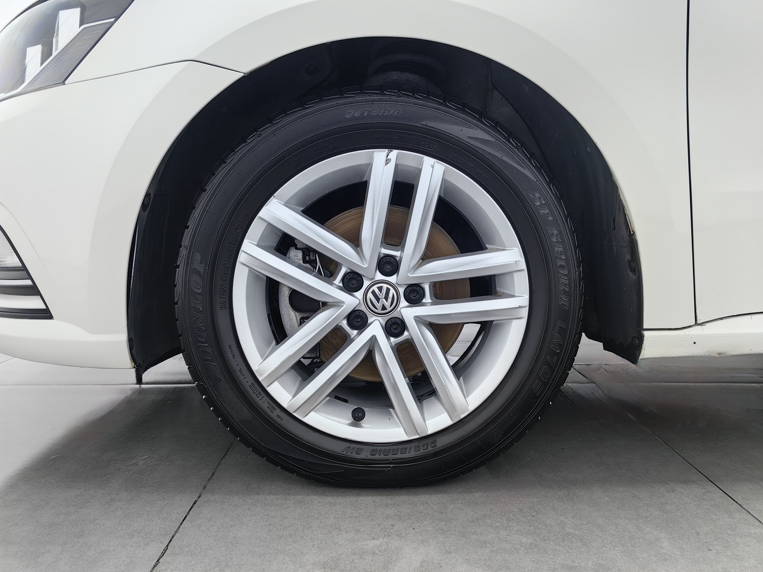Used Volkswagen Gran Lavida 2017 1.4 AT