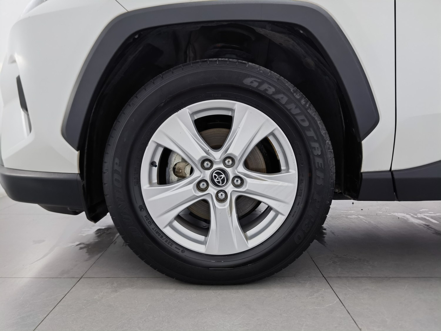 Used Toyota RAV4 2023 2.0 AT