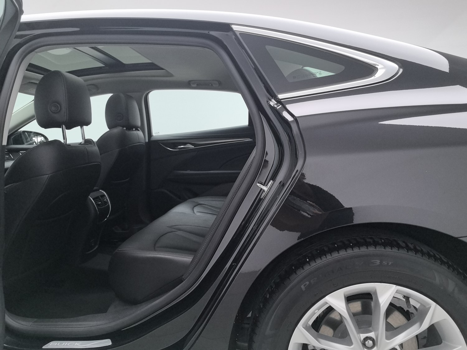 Used Buick LaCrosse 2022 1.5 AT