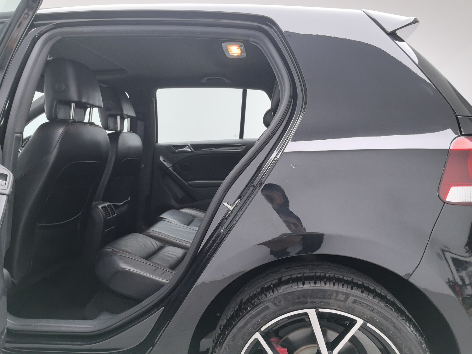 Used Volkswagen Golf GTI 2012 2.0 AT