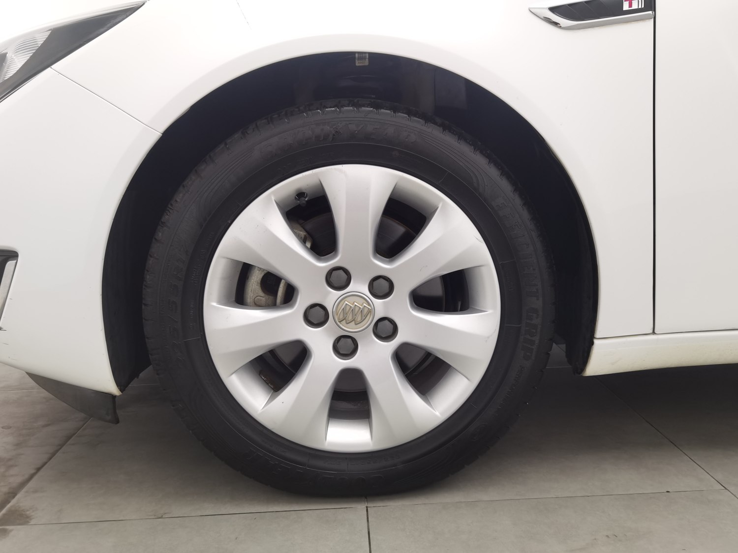 Used Buick Regal 2015 1.6 AT