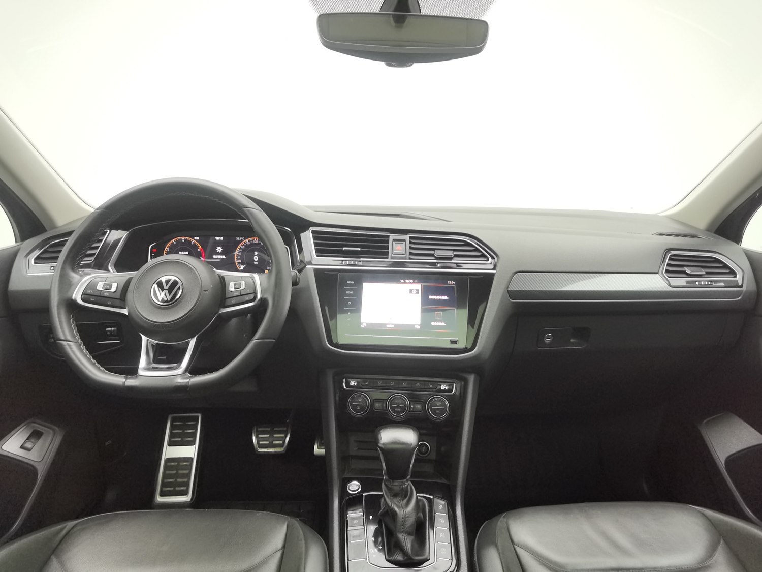 Used Volkswagen Tiguan L 2021 2.0 AT