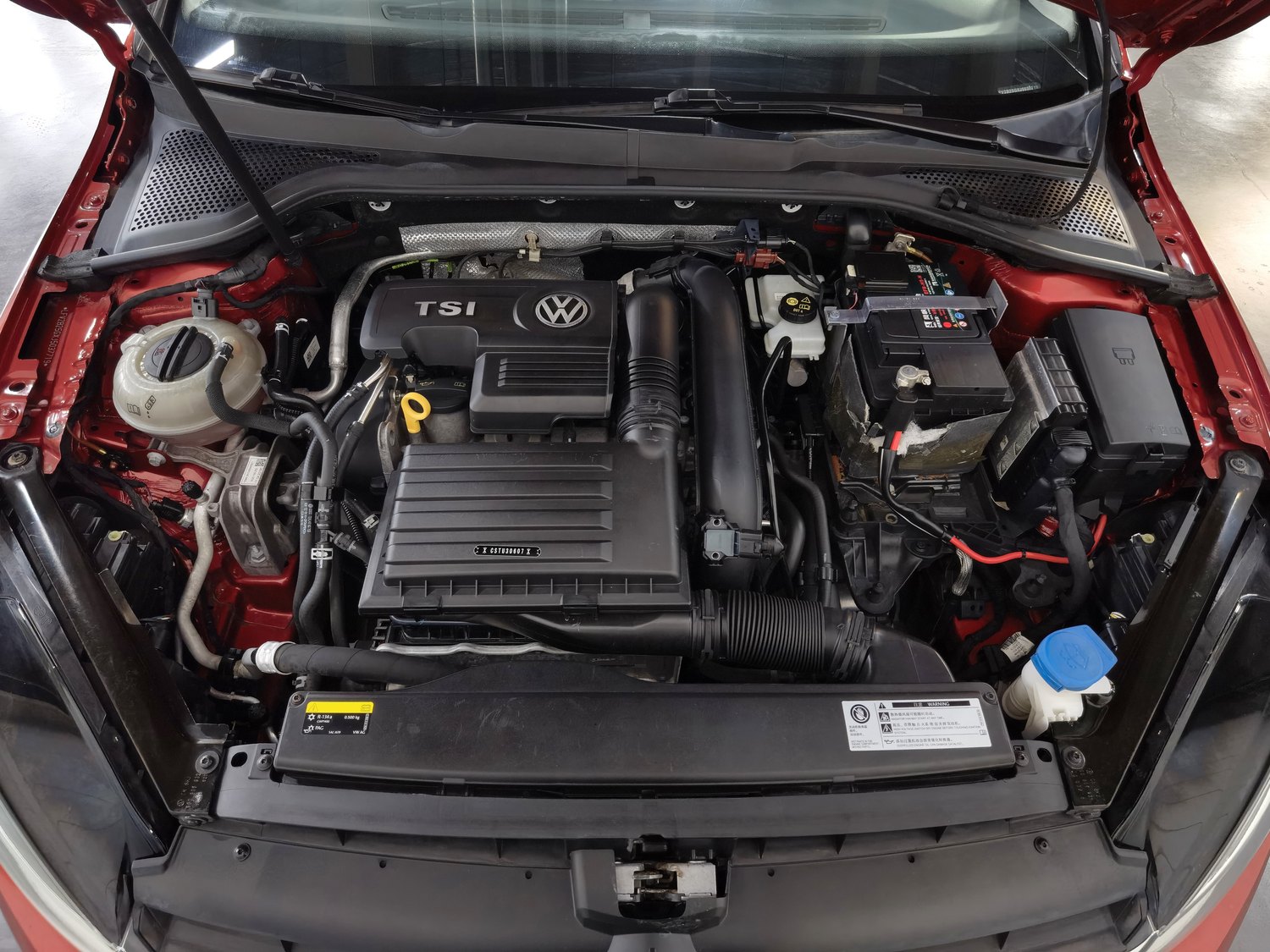 Used Volkswagen Golf 2018 1.4 AT