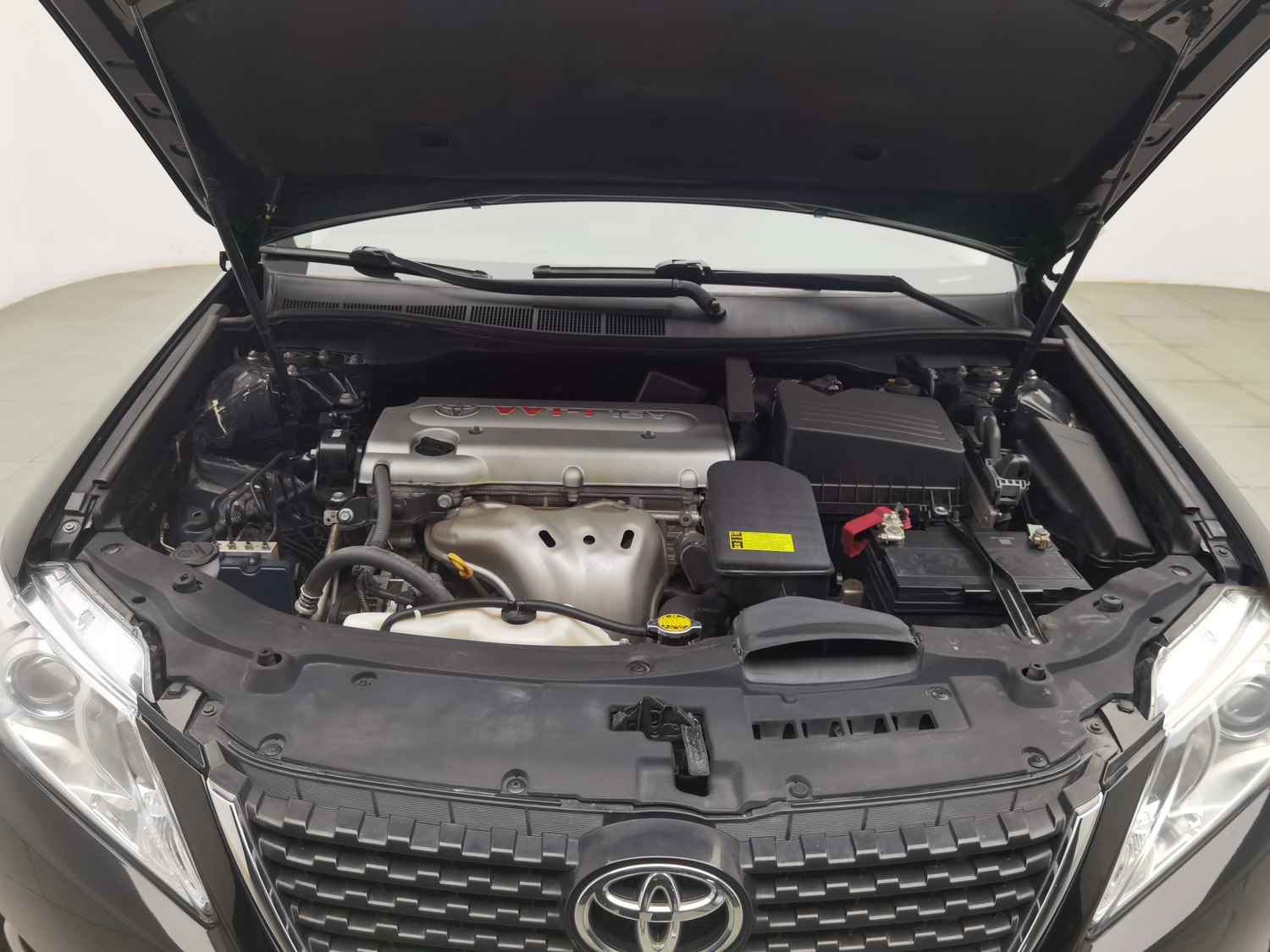 Used Toyota Camry 2012 2.0 AT