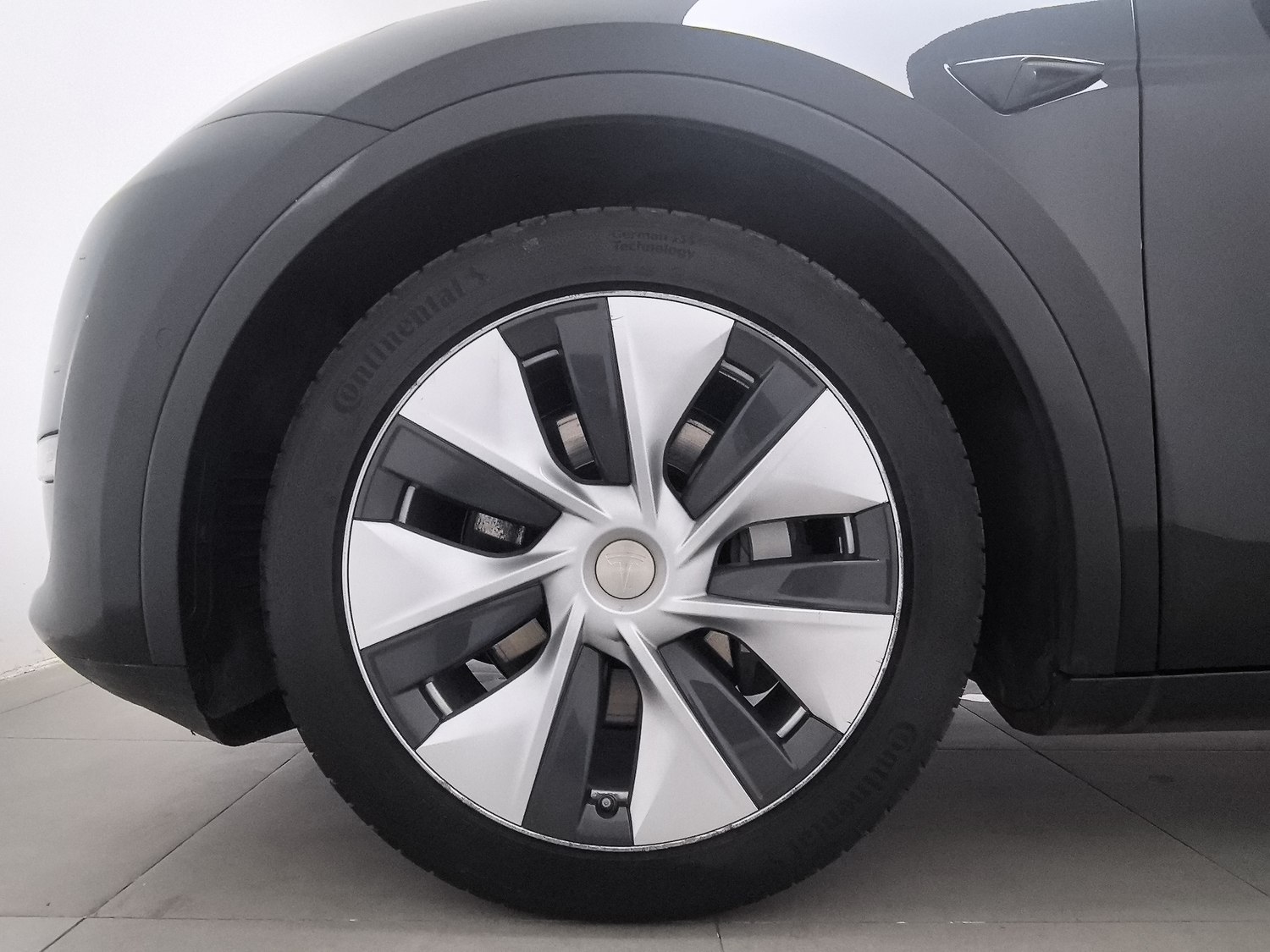 Used Tesla Model Y 2021