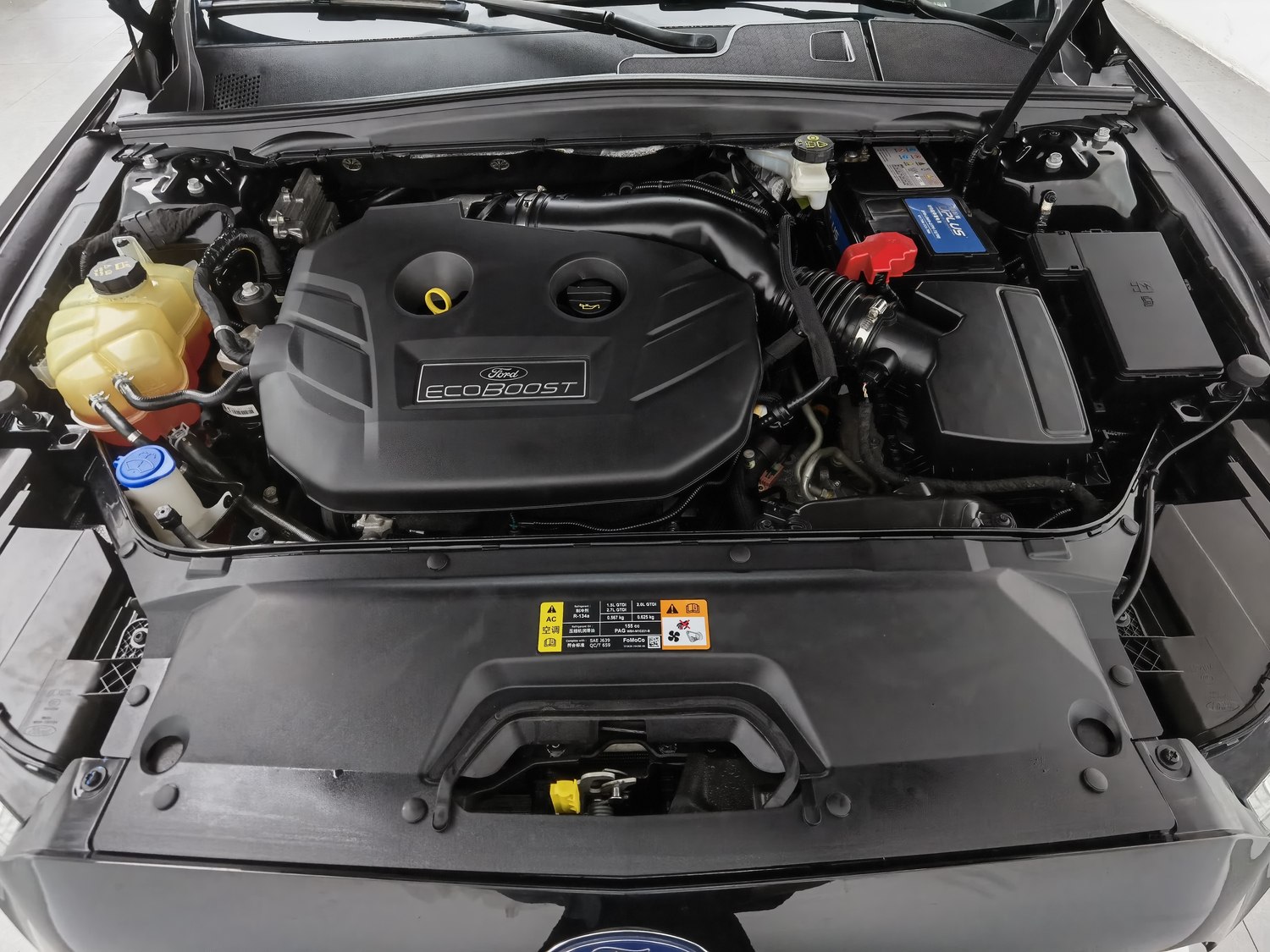 Used Ford Taurus 2018 2.0 AT