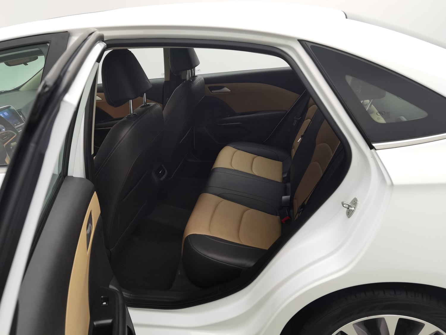 Used Chevrolet Cruze 2022 1.5 AT