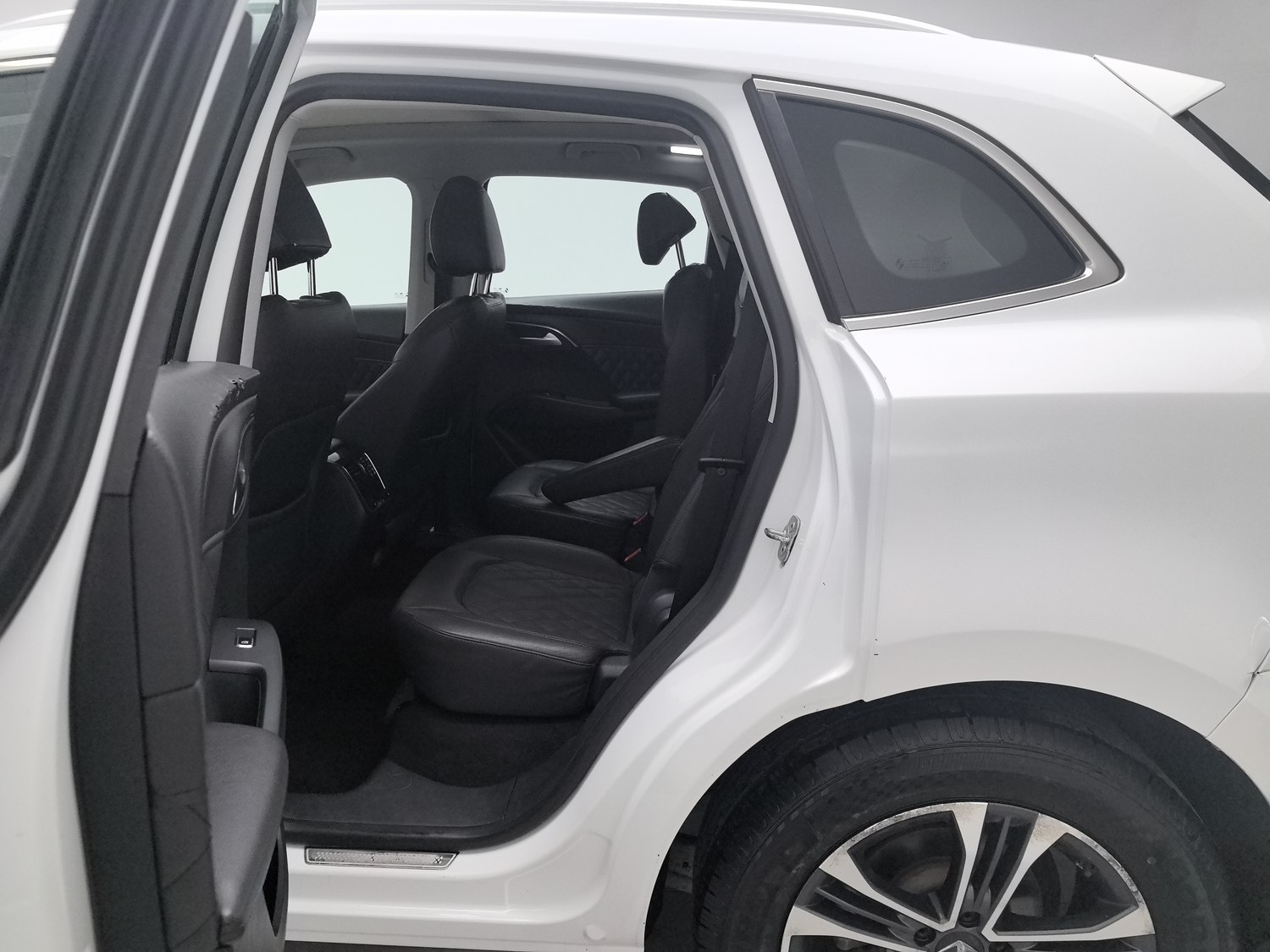 Used Borgward BX7 2016 2.0 AT