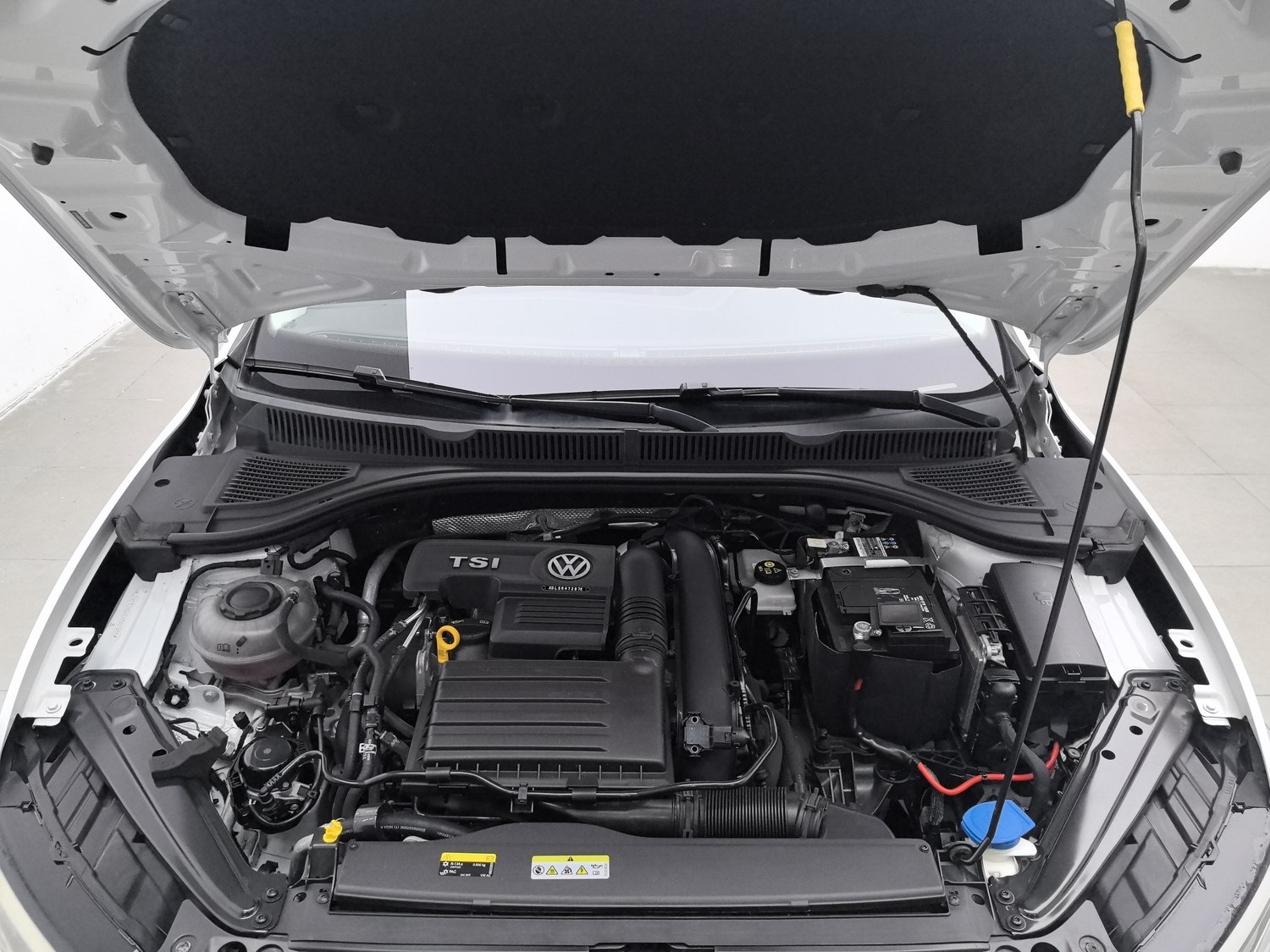 Used Volkswagen Sagitar 2020 1.2 AT