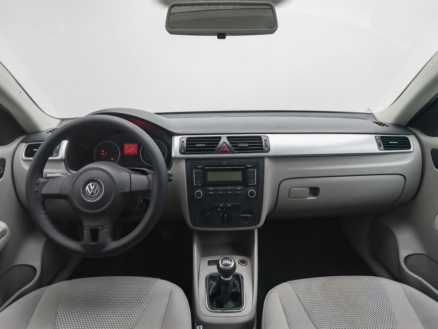 Used Volkswagen Bora 2012 1.6 MT