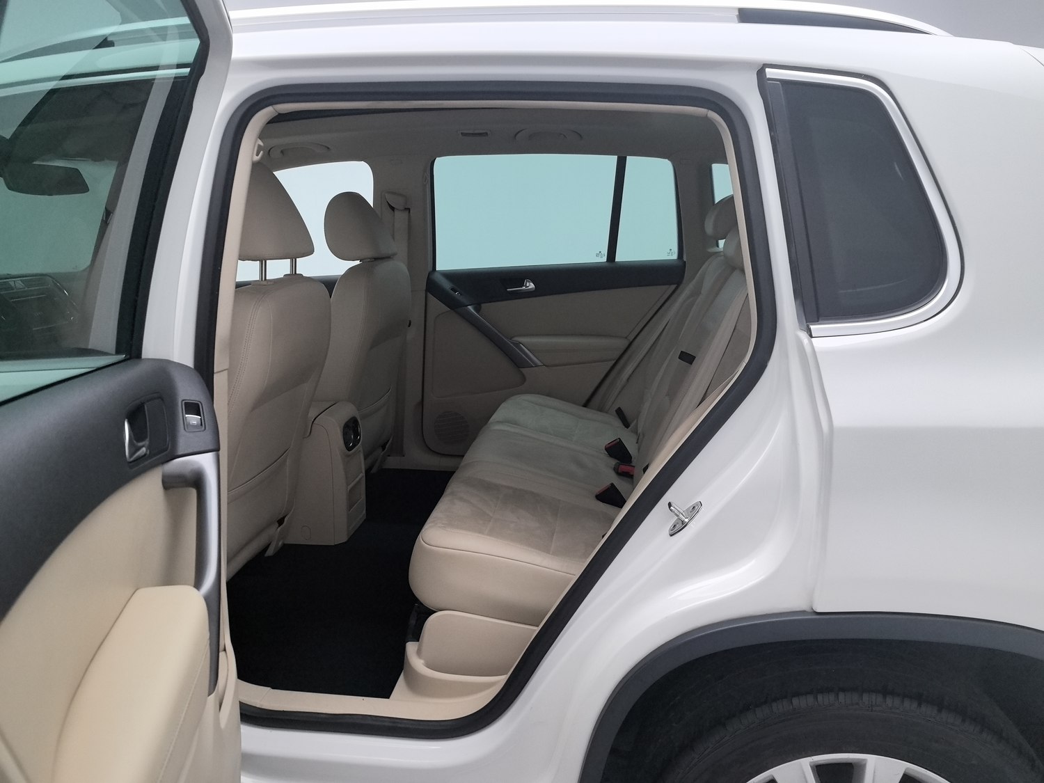 Used Volkswagen Tiguan 2012 2.0 AT
