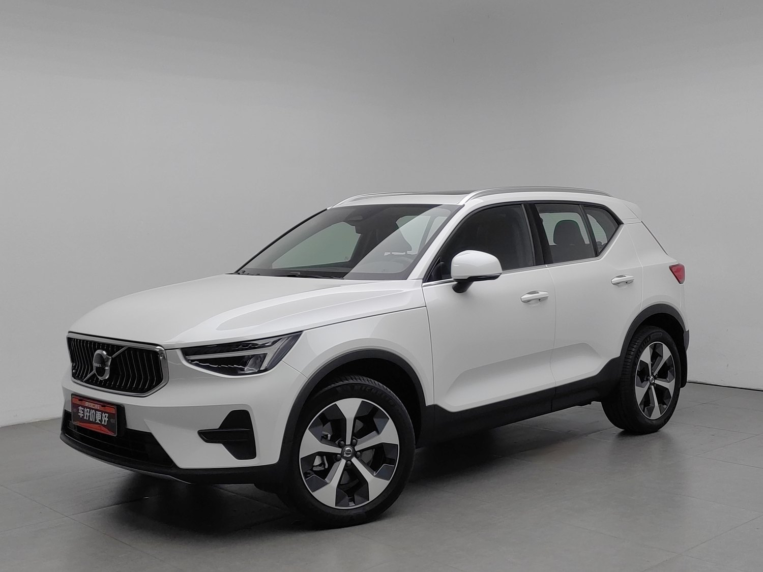 Used Volvo XC40 2025 2.0 AT