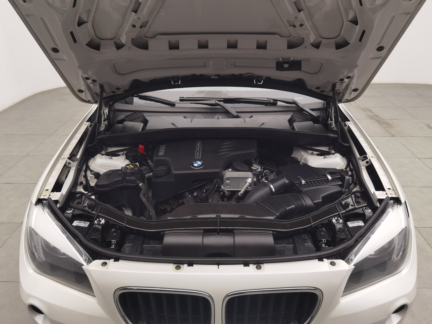 Used BMW X1 2015 2.0 AT