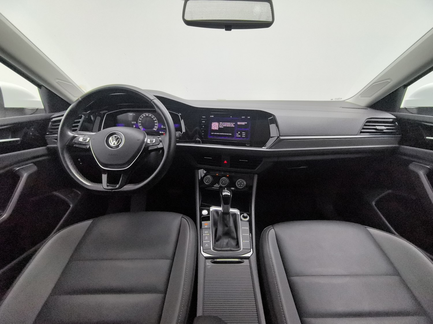 Used Volkswagen Sagitar 2021 1.4 AT