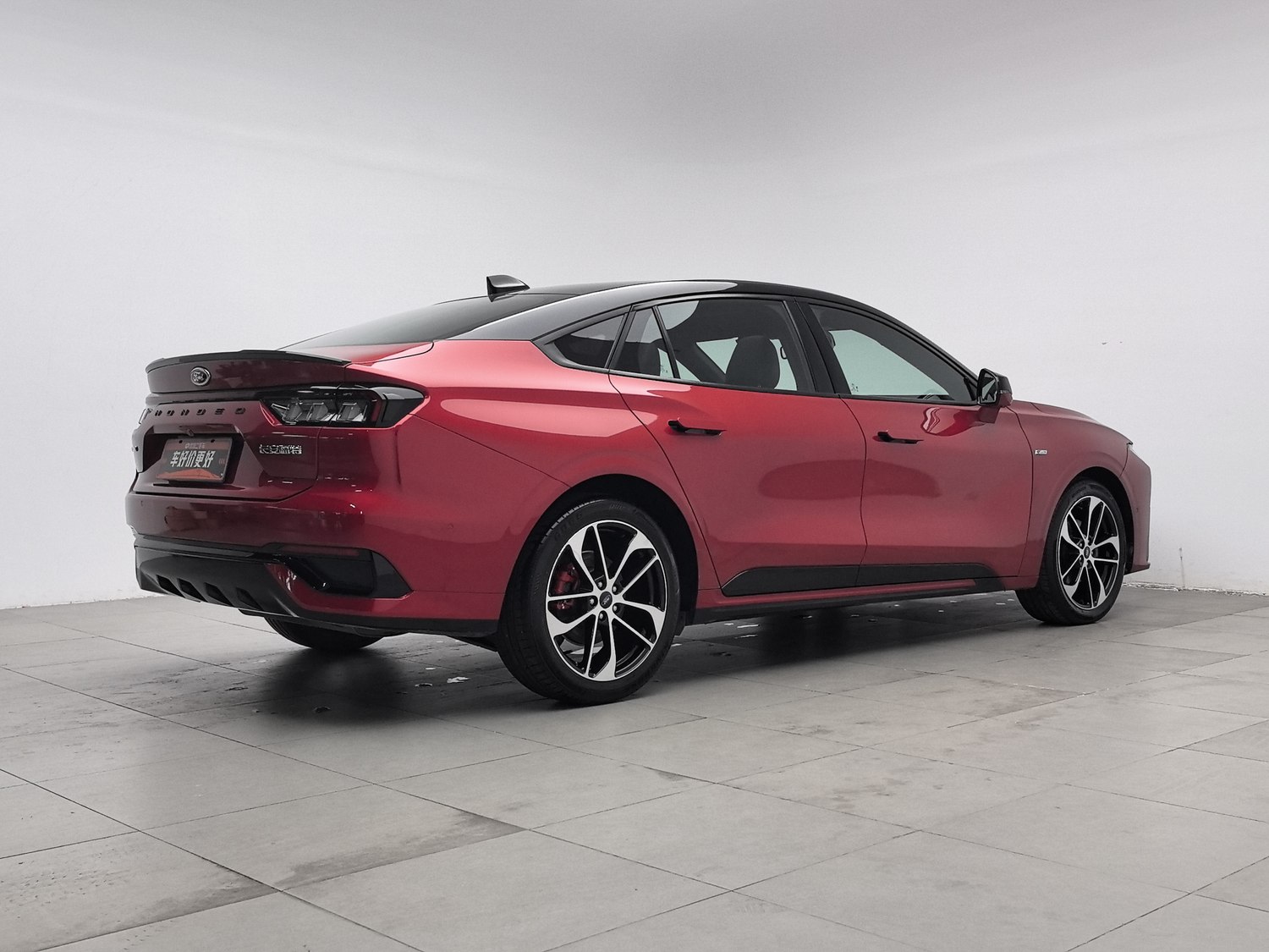 Used Ford Mondeo 2022 2.0 AT