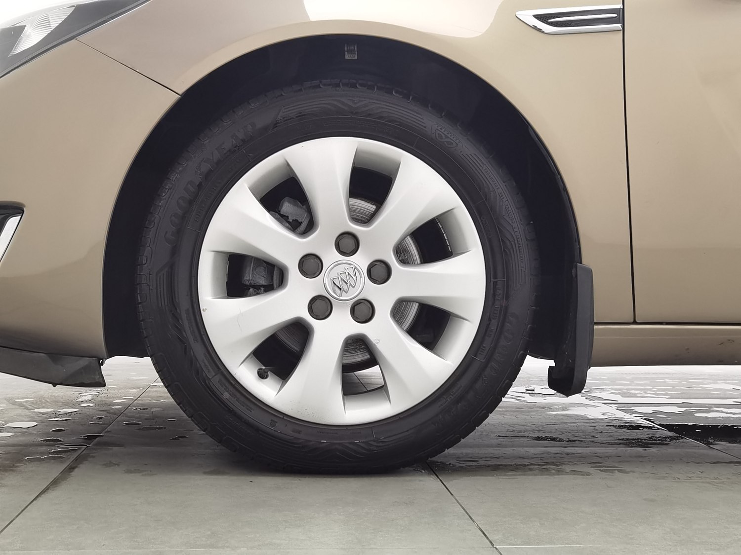 Used Buick Regal 2015 2.0 AT