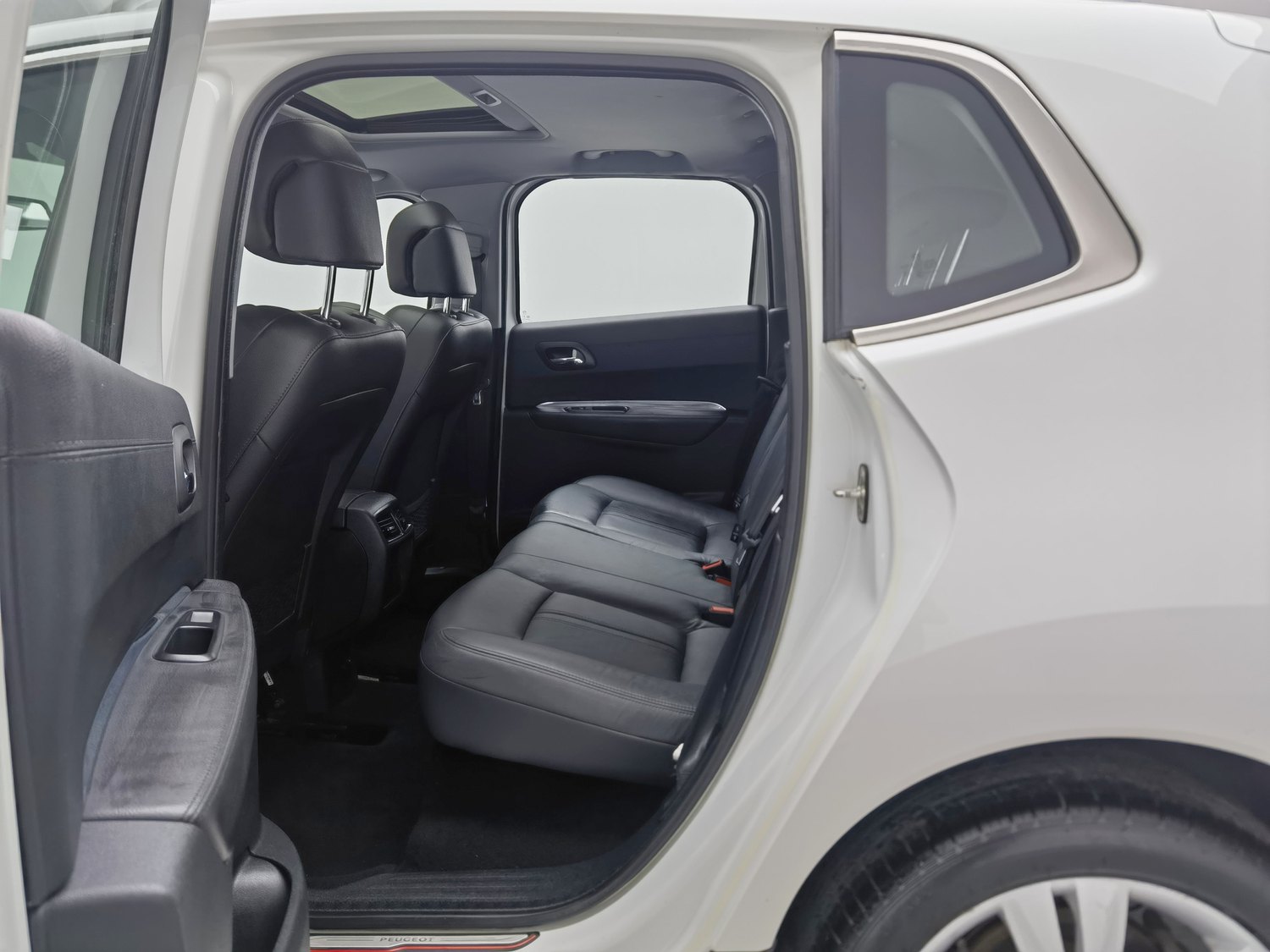 Used Peugeot 3008 2013 2.0 AT