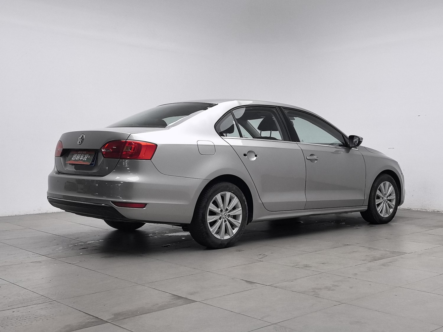 Used Volkswagen Sagitar 2014 1.6 MT