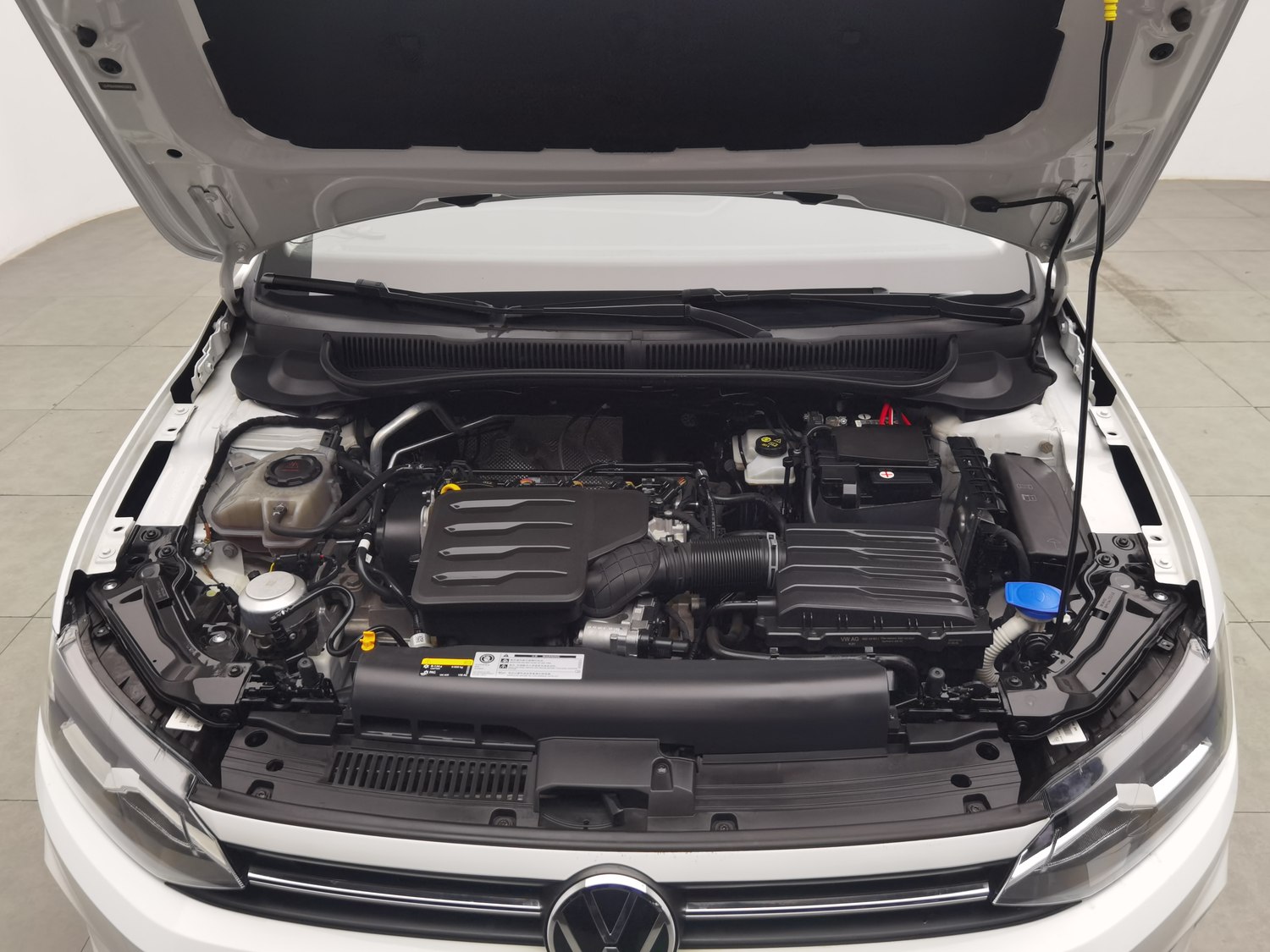Used Volkswagen Polo 2023 1.5 AT