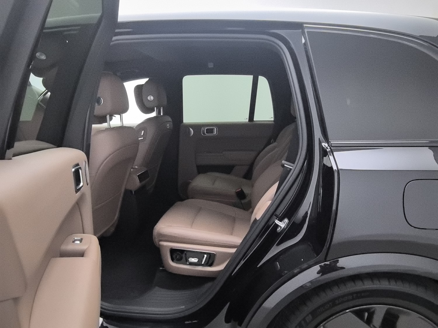 Used Li Auto L8 2025 1.5 AT