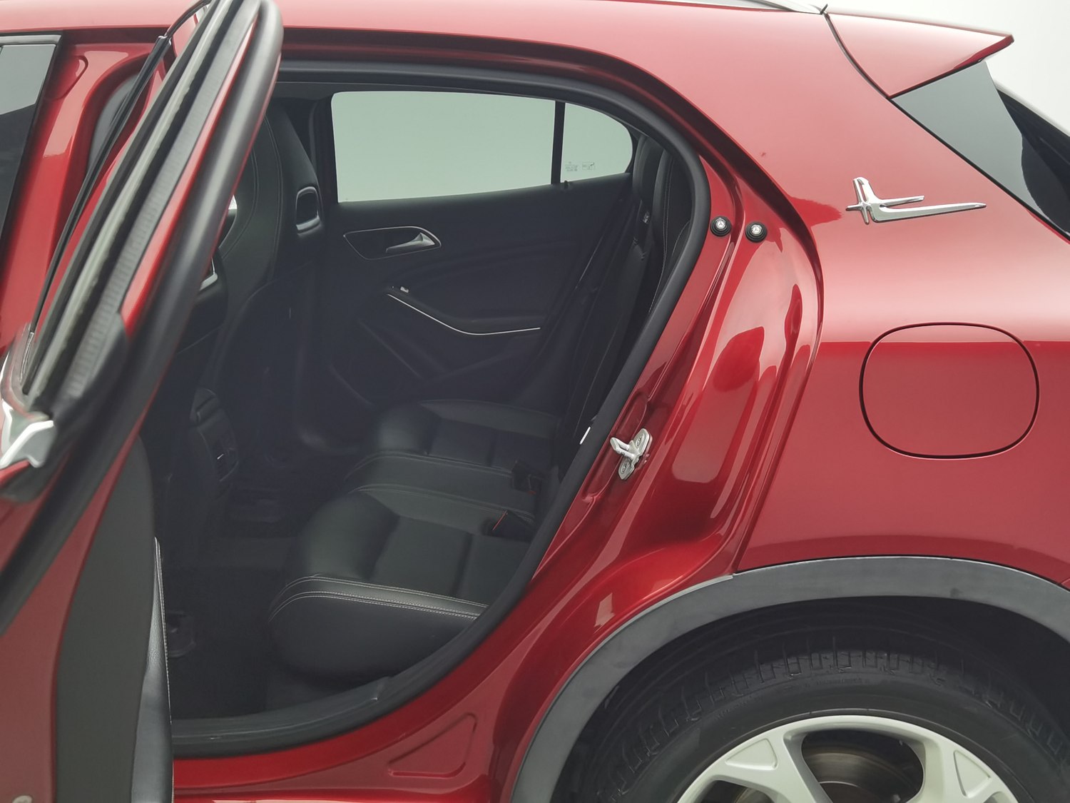 Used Mercedes-Benz GLA 2017 1.6 AT