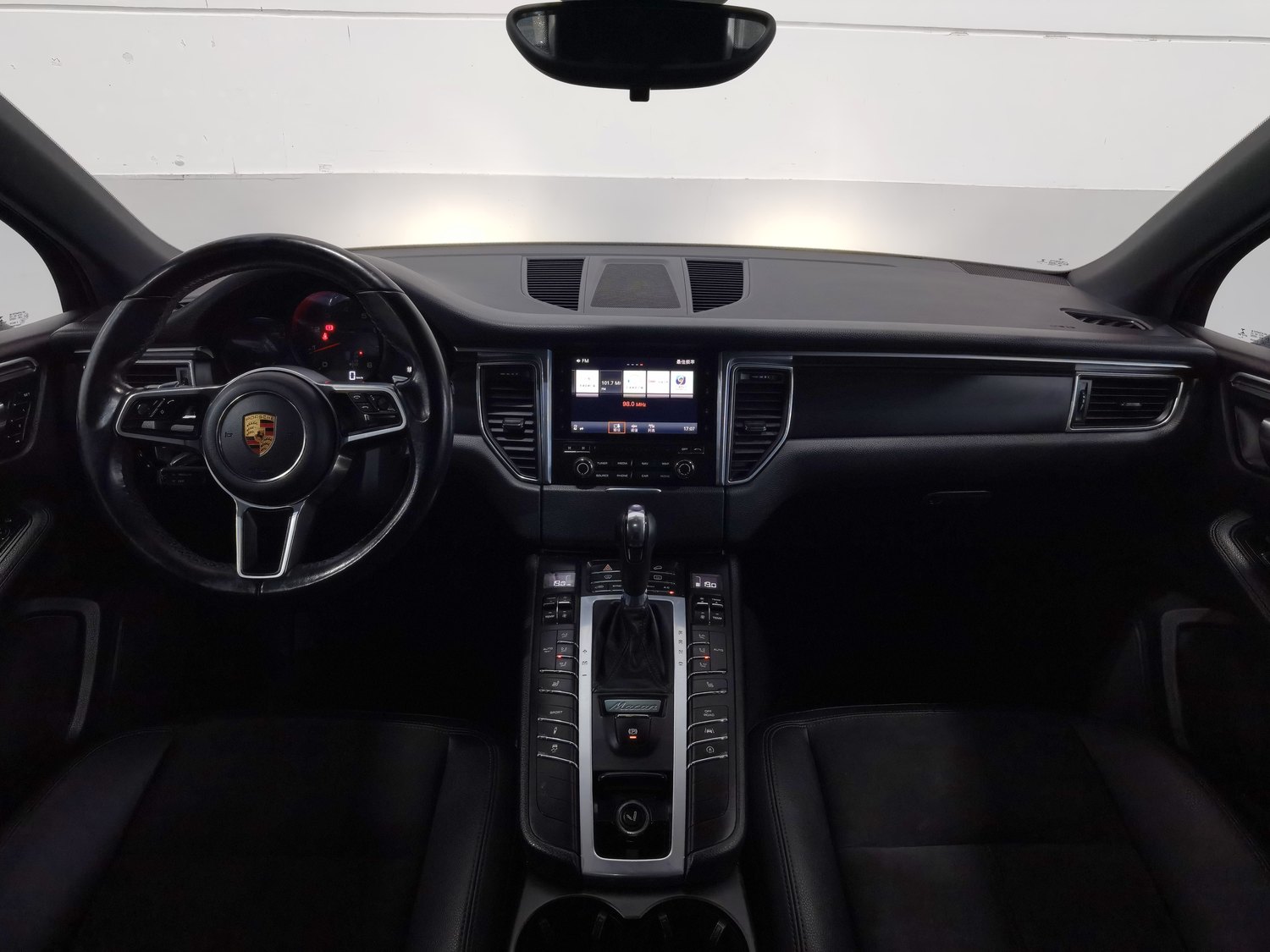 Used Porsche Macan 2017 2.0 AT